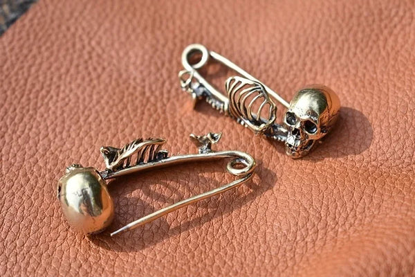Gothic Skull Safety Pin Brooch Vintage Accessory