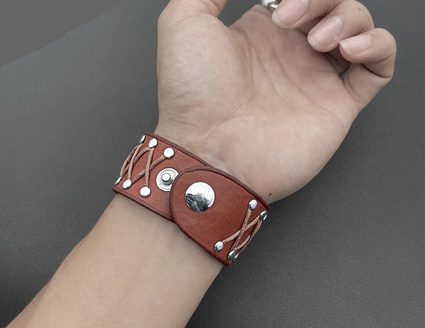 The Memento Mori Minimalist Ultra-Thin Skull Watch