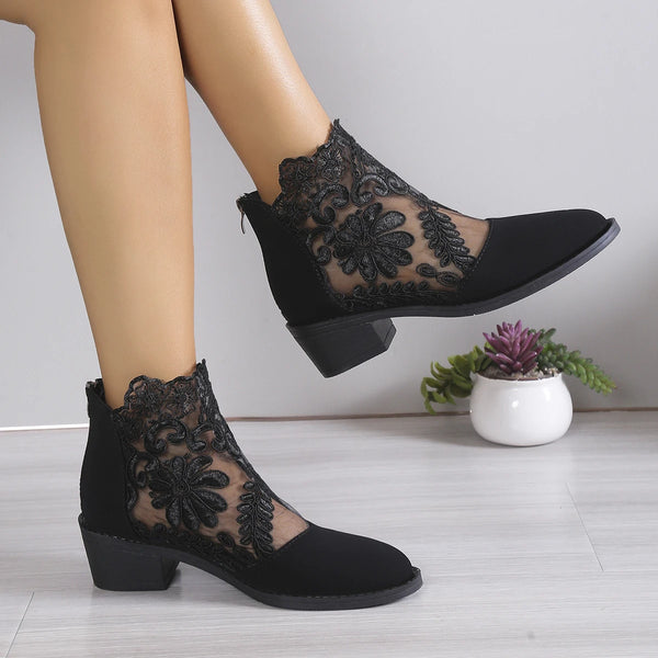Women's Gothic Retro Embroidery Low Heeld Lace Ankle Boots