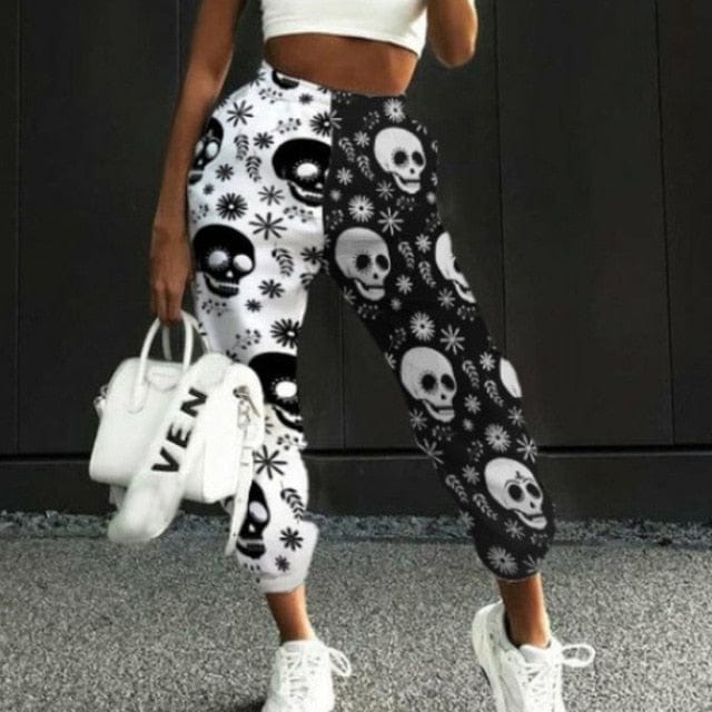 Women's Casual Black and White Skulls Print Elastic Waist Pocket Wide Leg Pants